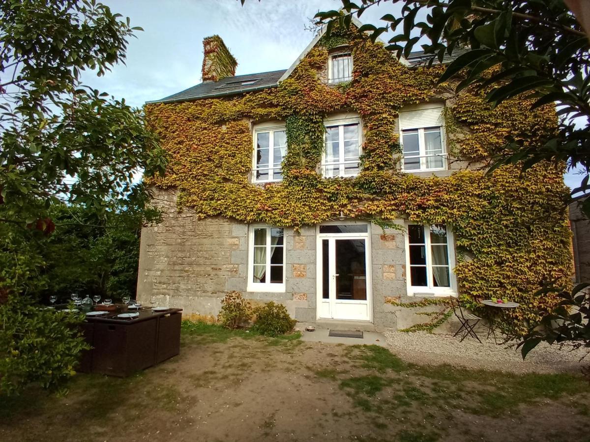 Domaine Des Tisseys Vue Sur Le Mont St Michel Villa Dragey Exterior photo